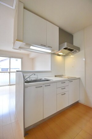 ジュネックスB棟の物件内観写真